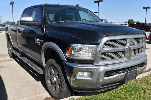 2018 RAM 2500 Laramie Crew Cab 4x4 8' Box