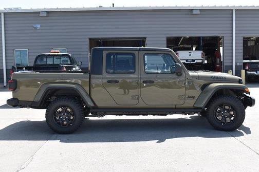 2025 Jeep Gladiator Willys