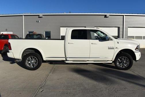 2018 RAM 3500 Limited Crew Cab 4x4 8' Box