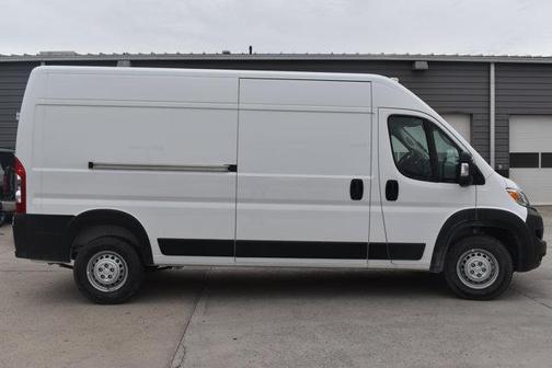 2025 RAM ProMaster 2500 Tradesman