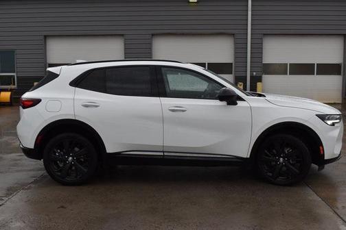 2022 Buick Envision FWD Essence