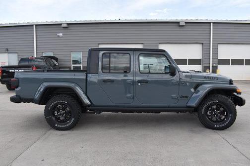 2025 Jeep Gladiator Willys