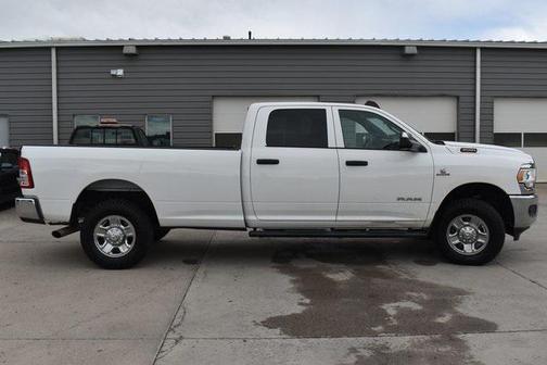 2021 RAM 3500 Tradesman Crew Cab 4x4 8' Box