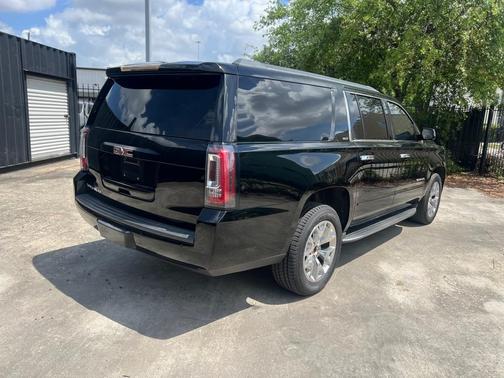 2016 GMC Yukon XL SLT