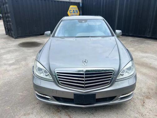 2013 Mercedes-Benz S-Class S 550