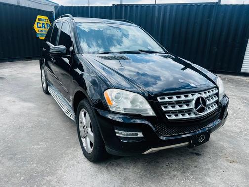 Black 2011 Mercedes-Benz M-Class ML 350