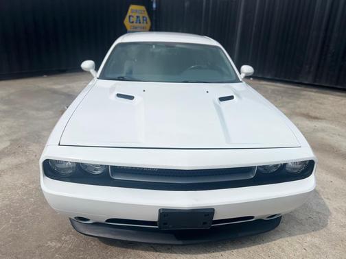 2014 Dodge Challenger SXT