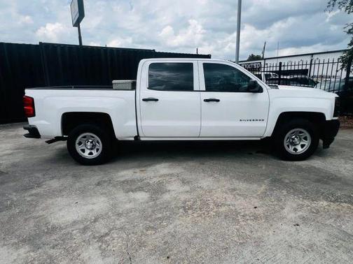 White 2018 Chevrolet Silverado 1500