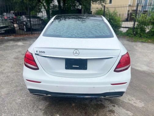 White 2018 Mercedes-Benz E-Class E 300