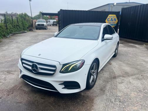 White 2018 Mercedes-Benz E-Class E 300