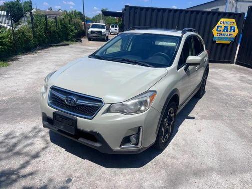 Desert Khaki 2016 Subaru Crosstrek 2.0i Premium