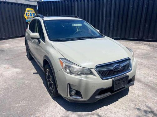 Desert Khaki 2016 Subaru Crosstrek 2.0i Premium