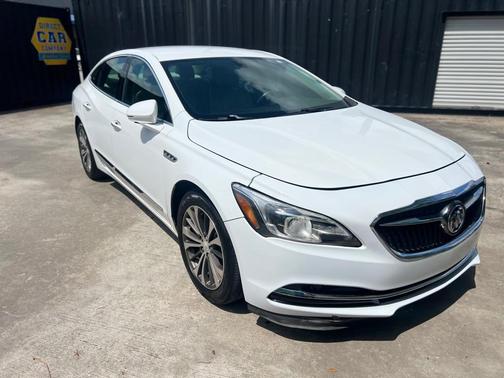 White 2017 Buick LaCrosse Preferred
