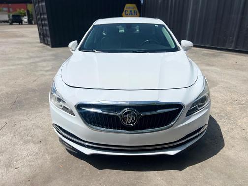 White 2017 Buick LaCrosse Preferred
