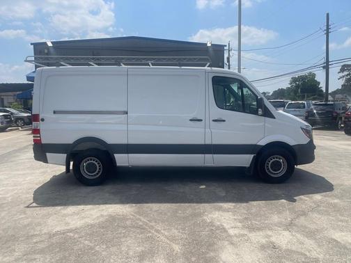 2017 Mercedes-Benz Sprinter 2500 Standard Roof