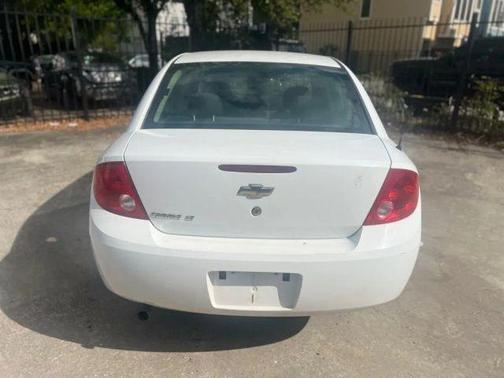 White 2009 Chevrolet Cobalt LT