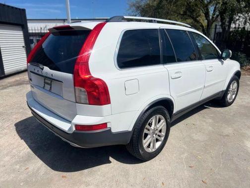 2011 Volvo XC90 3.2