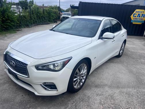 White 2019 INFINITI Q50