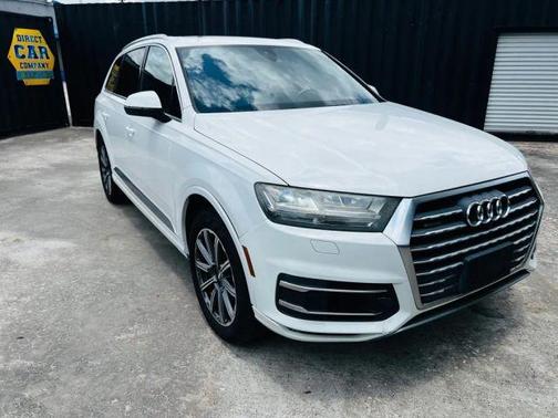 Carrara White 2017 Audi Q7 3.0T Premium Plus
