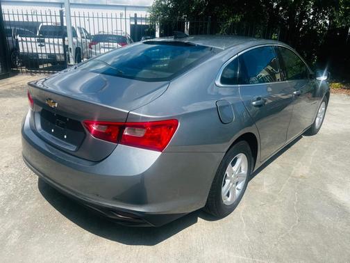 Gray 2023 Chevrolet Malibu 1LS