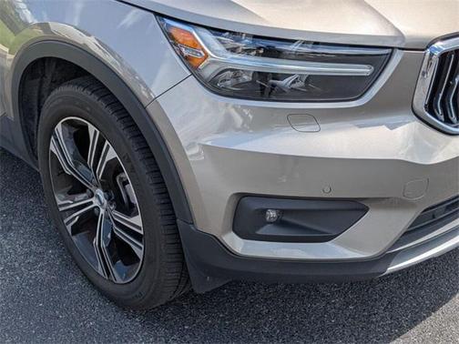 2022 Volvo XC40 T5 Inscription