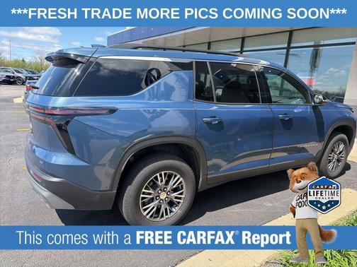 Lakeshore Blue Metallic 2024 Chevrolet Traverse LT