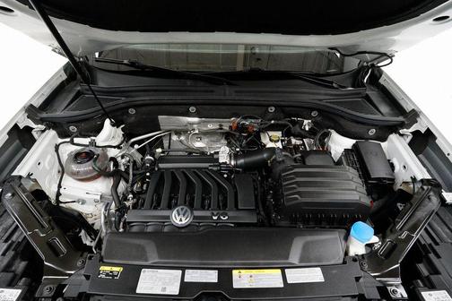 2022 Volkswagen Atlas Cross Sport 3.6L V6 SE w/Technology