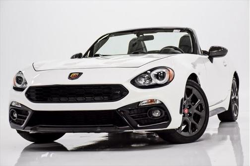 2017 FIAT 124 Spider Base