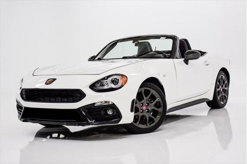 2017 FIAT 124 Spider Base