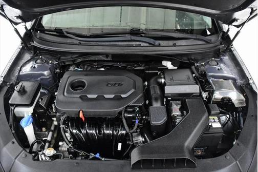 2019 Hyundai SONATA SE