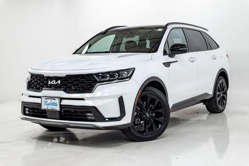 Glacial White Pearl 2023 Kia Sorento SX