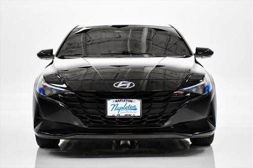 2023 Hyundai ELANTRA SE