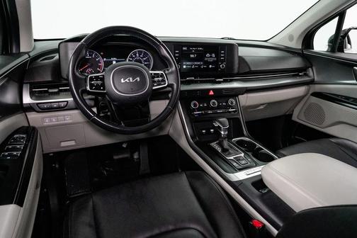 2023 Kia Carnival LX