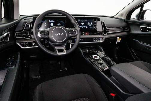 2024 Kia Sportage Hybrid LX