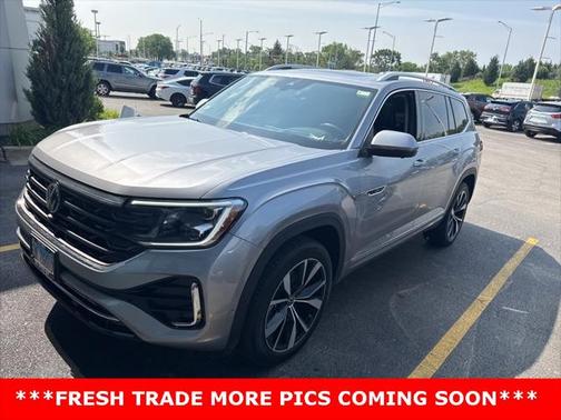 2024 Volkswagen Atlas 2.0T SEL Premium R-Line 4MOTION