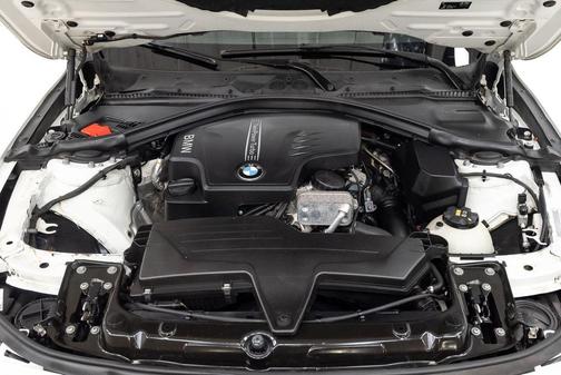 Alpine White 2015 BMW 328 328i