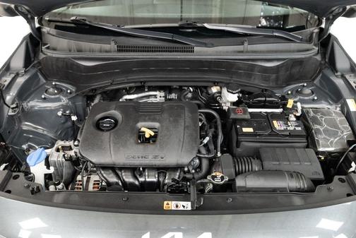 Gravity Gray 2024 Kia Seltos S