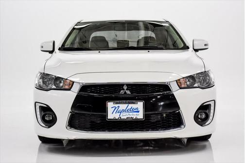 2016 Mitsubishi Lancer ES