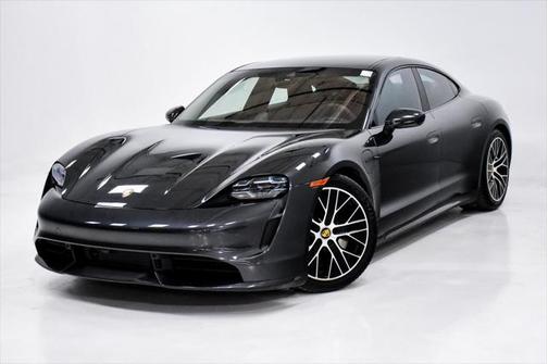 2020 Porsche Taycan Turbo