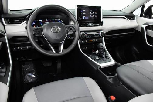 2023 Toyota RAV4 Hybrid XLE Premium