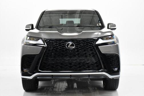 2022 Lexus LX 600 Base