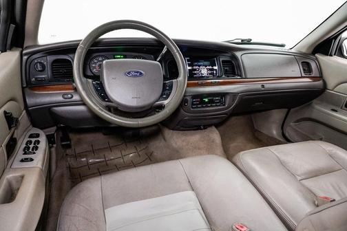 2006 Ford Crown Victoria LX
