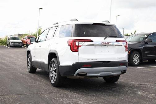 2023 GMC Acadia SLT