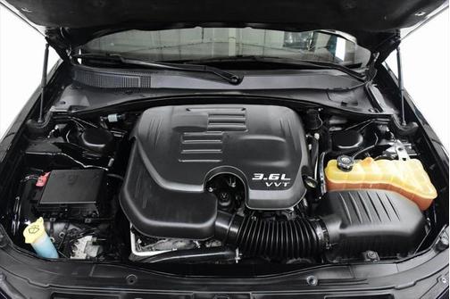 2017 Chrysler 300 S