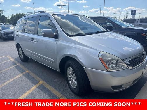 2012 Kia Sedona LX