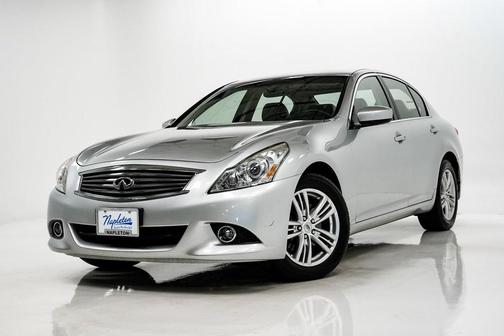 2011 INFINITI G37x Base