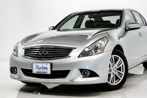 2011 INFINITI G37x Base