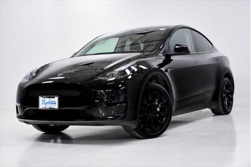 2024 Tesla Model Y Standard Range