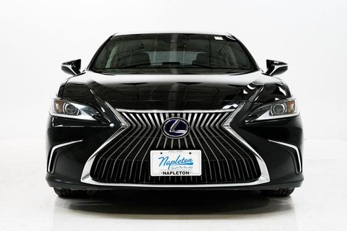 2020 Lexus ES 300h Base