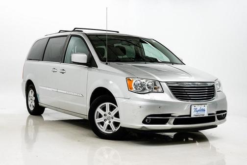 2011 Chrysler Town & Country Touring